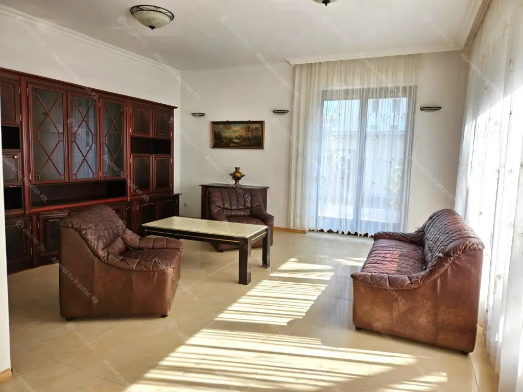 Kiadó albérlet 450000 Ft/hó áron: Budapest, XIV. kerület  Szugló utca. Mérete: 103 nm, 4 szobás | Alberlet.hu - 6663285