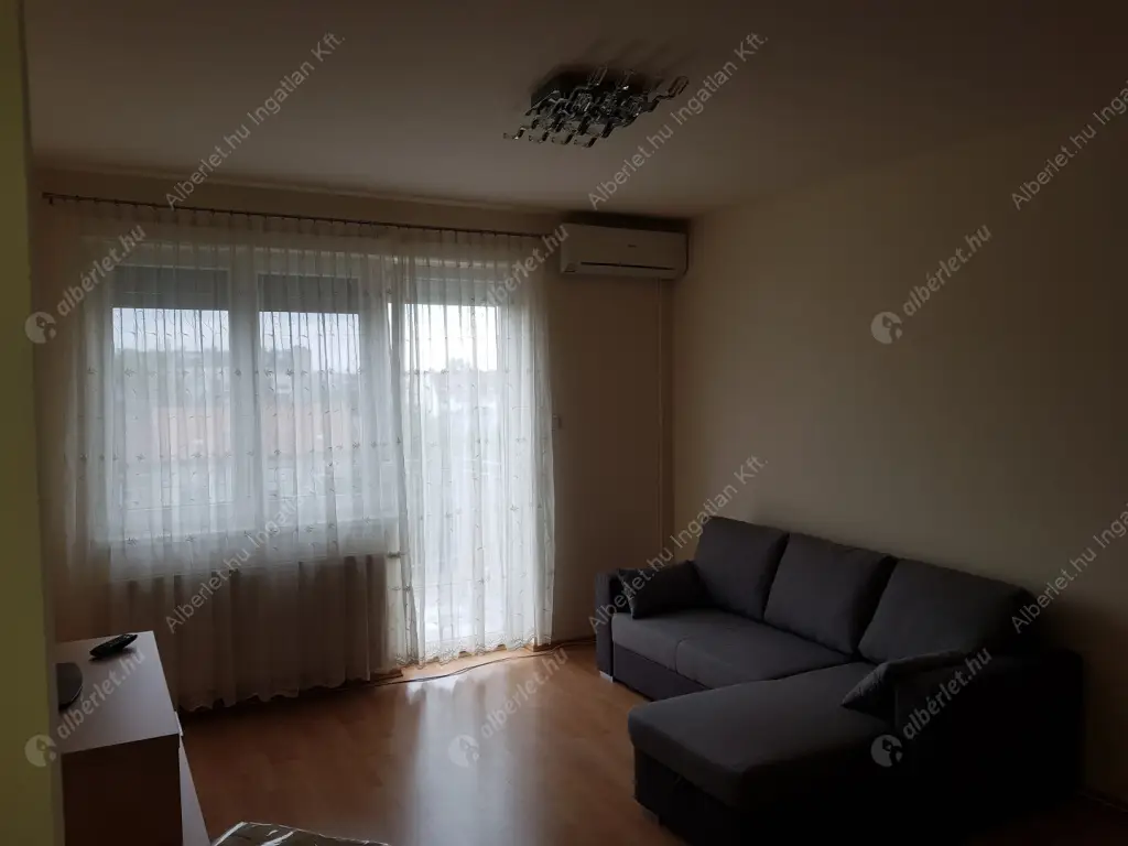 Kiadó albérlet 220000 Ft/hó áron: Budapest, XIV. kerület  Szugló utca. Mérete: 47 nm, 2 szobás | Alberlet.hu - 6639702