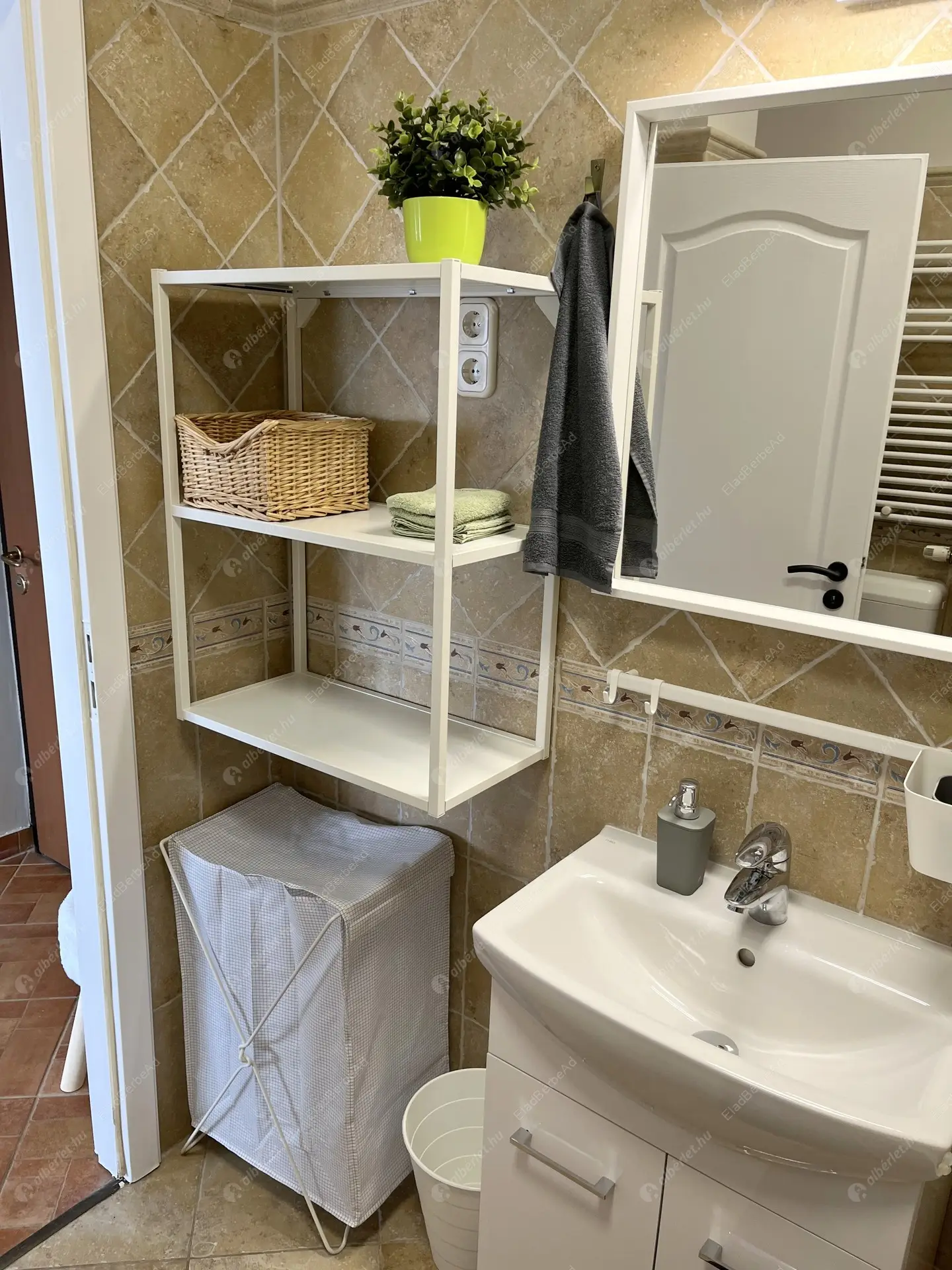 Kiadó albérlet 245000 Ft/hó áron: Budapest, XIV. kerület  Szugló utca. Mérete: 52 nm, 2 szobás | Alberlet.hu - 6233942