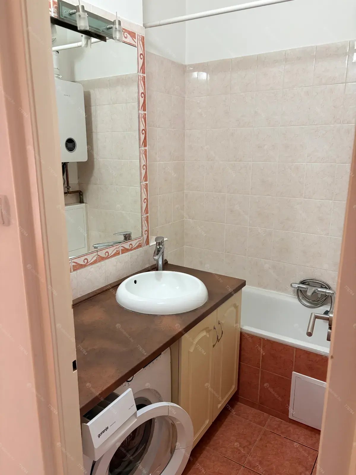 Kiadó albérlet 240000 Ft/hó áron: Budapest, XIV. kerület  Tábornok utca. Mérete: 47 nm, 1 szobás | Alberlet.hu - 6692449