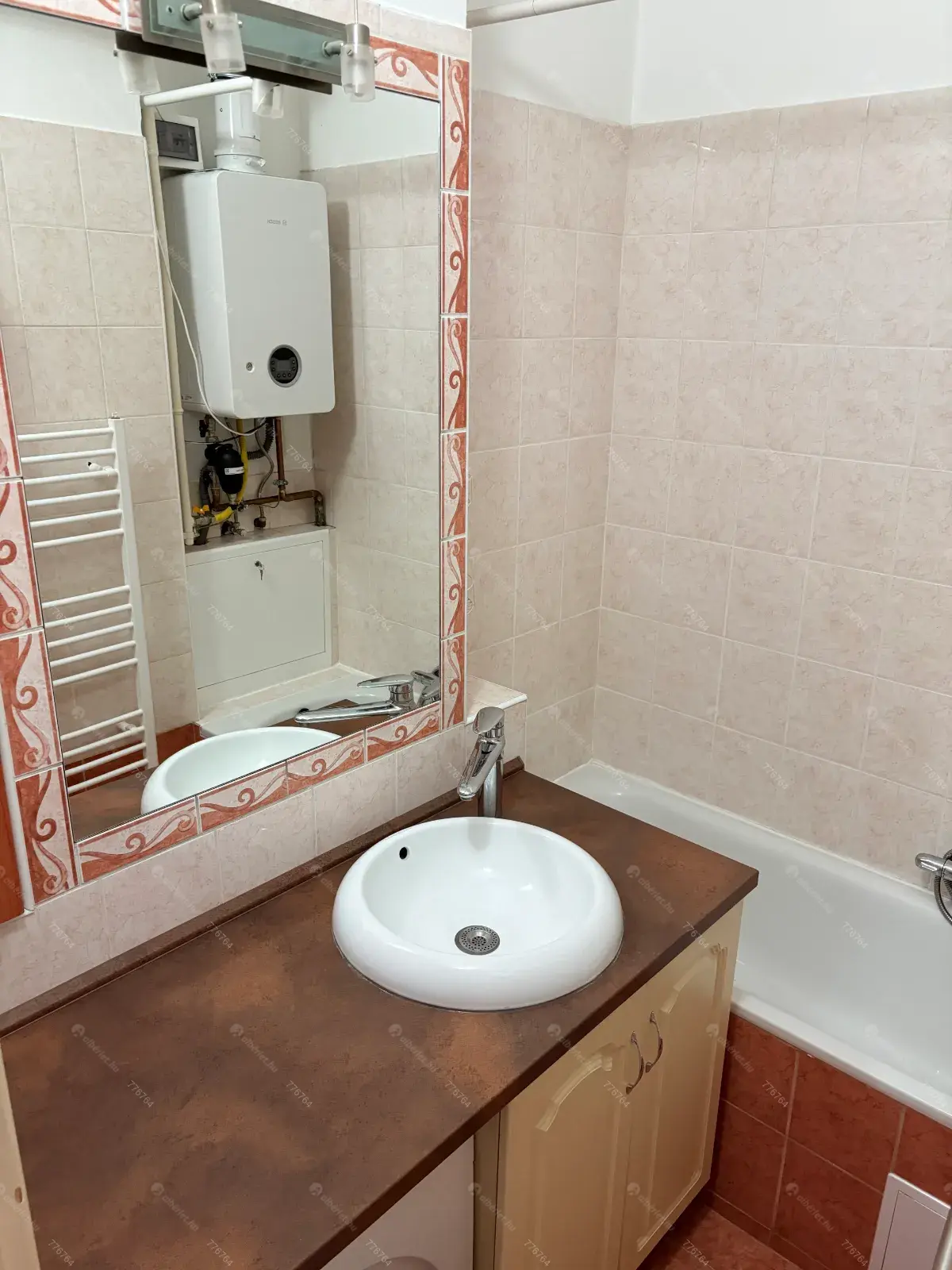 Kiadó albérlet 240000 Ft/hó áron: Budapest, XIV. kerület  Tábornok utca. Mérete: 47 nm, 1 szobás | Alberlet.hu - 6692450