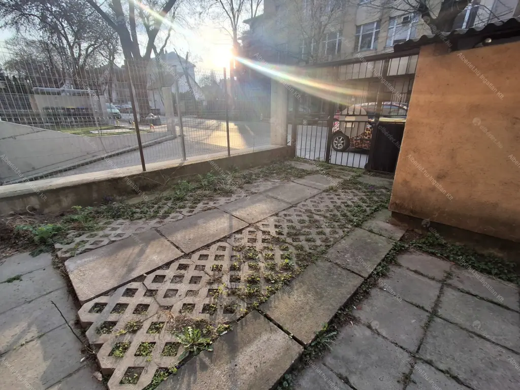 Kiadó albérlet 220000 Ft/hó áron: Budapest, XIV. kerület  Telepes utca. Mérete: 35 nm, 1 szobás | Alberlet.hu - 6677818