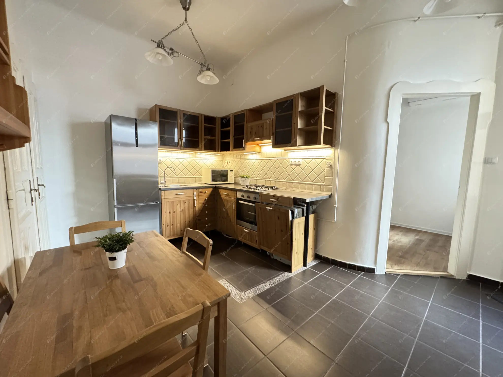 Kiadó albérlet 250000 Ft/hó áron: Budapest, XIV. kerület  Thököly út. Mérete: 73 nm, 2 szobás | Alberlet.hu - 6548808