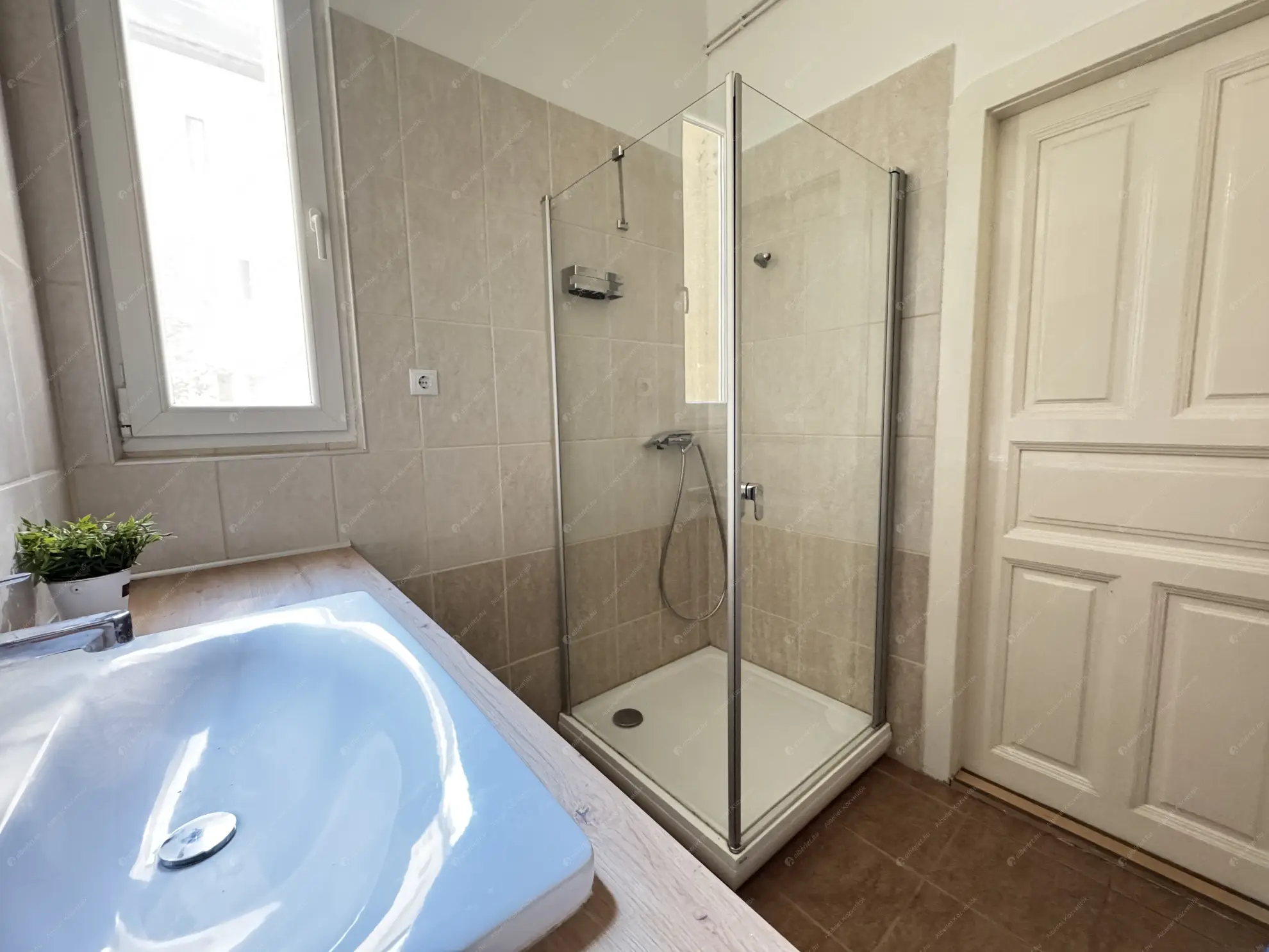 Kiadó albérlet 250000 Ft/hó áron: Budapest, XIV. kerület  Thököly út. Mérete: 73 nm, 2 szobás | Alberlet.hu - 6548815