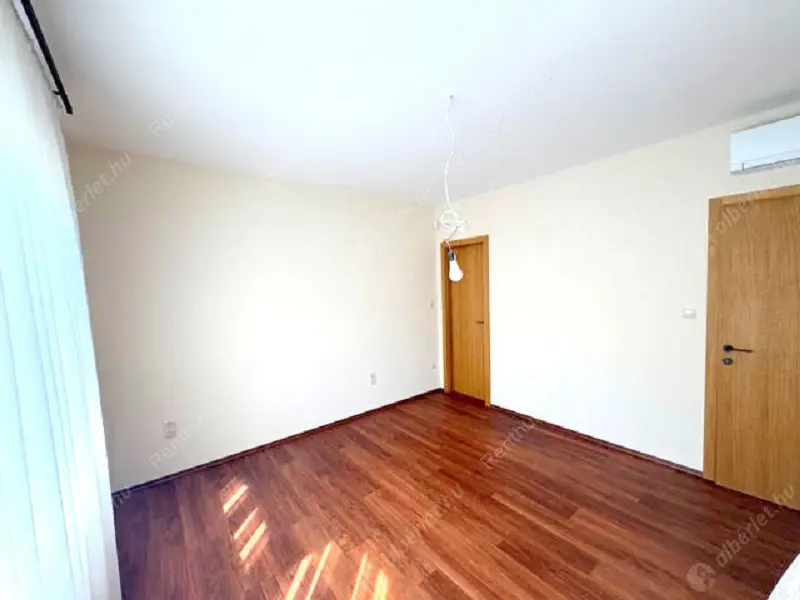 Kiadó albérlet 549000 Ft/hó áron: Budapest, XIV. kerület  Torontál utca. Mérete: 110 nm, 4 szobás | Alberlet.hu - 6608186