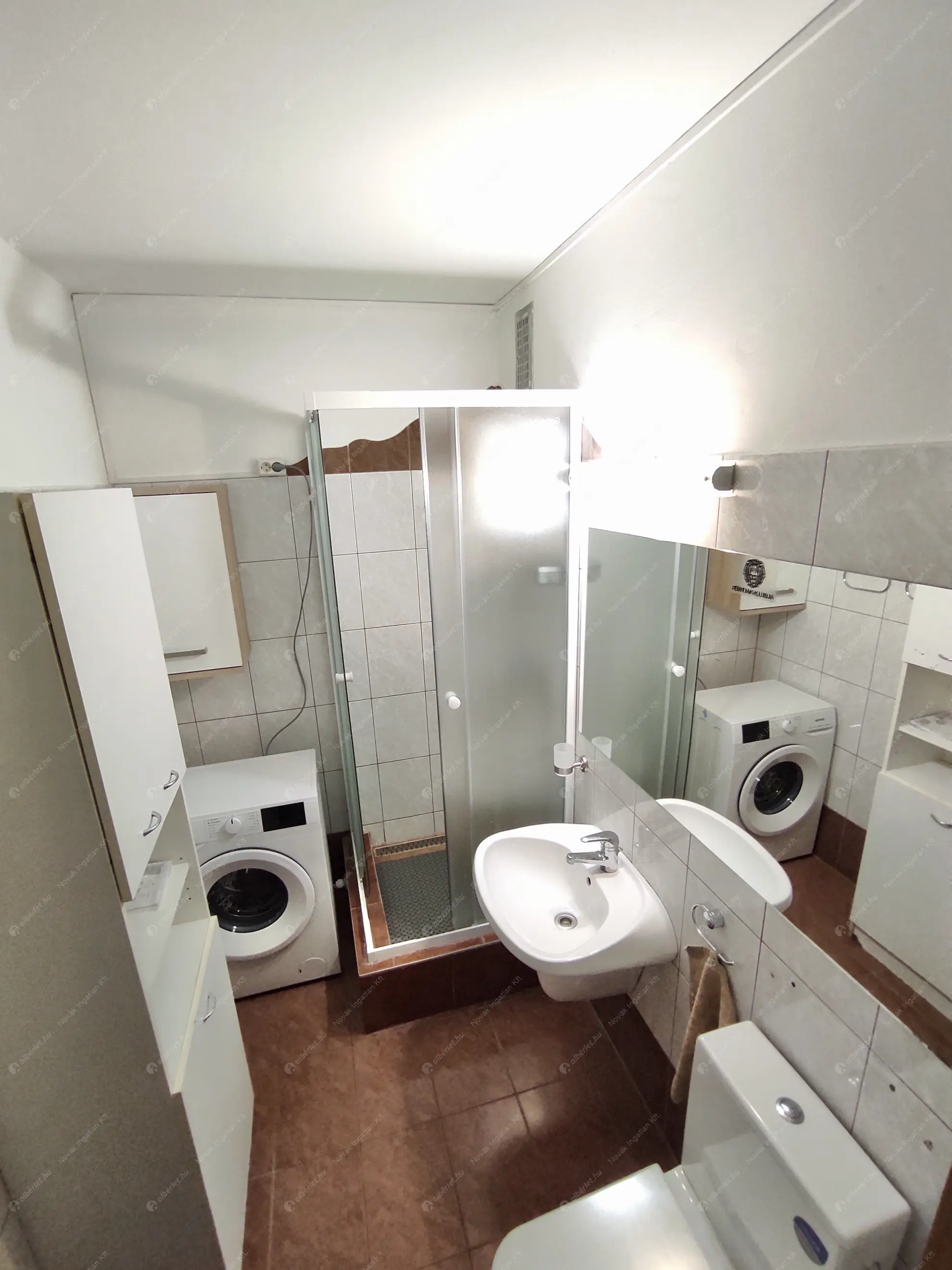 Kiadó albérlet 215000 Ft/hó áron: Budapest, XIV. kerület  Újváros park. Mérete: 46 nm, 1 szobás | Alberlet.hu - 6553964