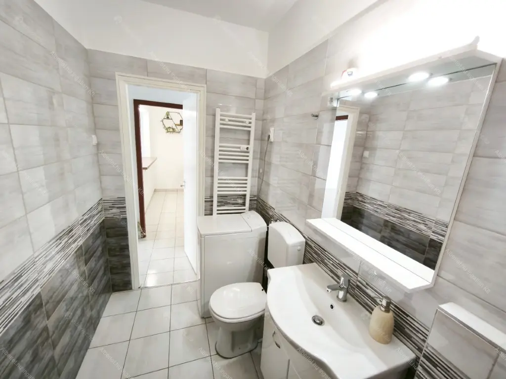 Kiadó albérlet 230000 Ft/hó áron: Budapest, XIV. kerület  Újváros park. Mérete: 46 nm, 2 szobás | Alberlet.hu - 6673524