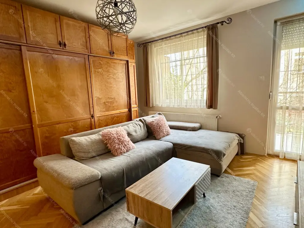 Kiadó albérlet 260000 Ft/hó áron: Budapest, XIV. kerület  Újvilág utca. Mérete: 41 nm, 1 szobás | Alberlet.hu - 6672404