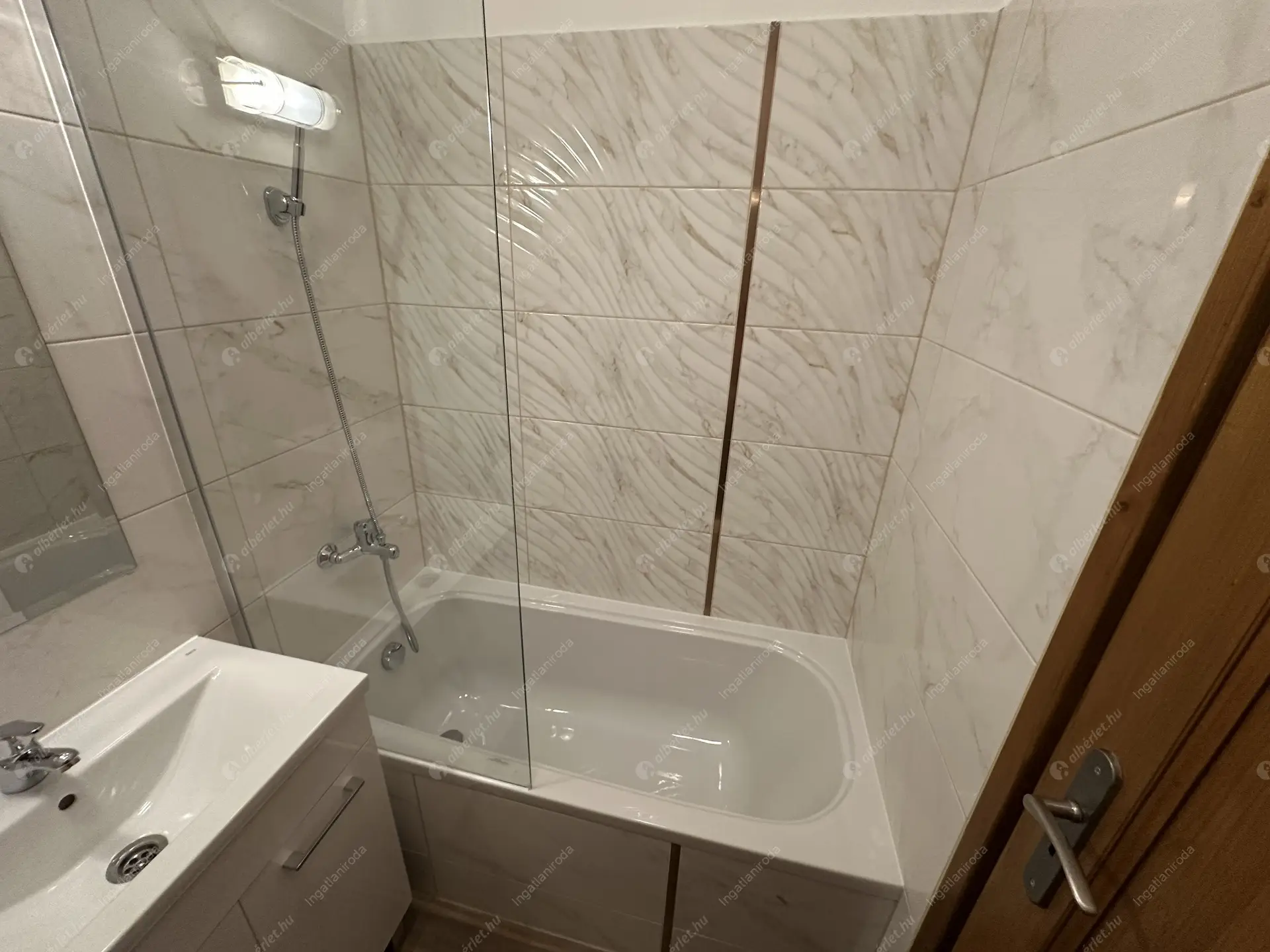 Kiadó albérlet 185000 Ft/hó áron: Budapest, XIV. kerület  Ungvár utca. Mérete: 28 nm, 1 szobás | Alberlet.hu - 6473658