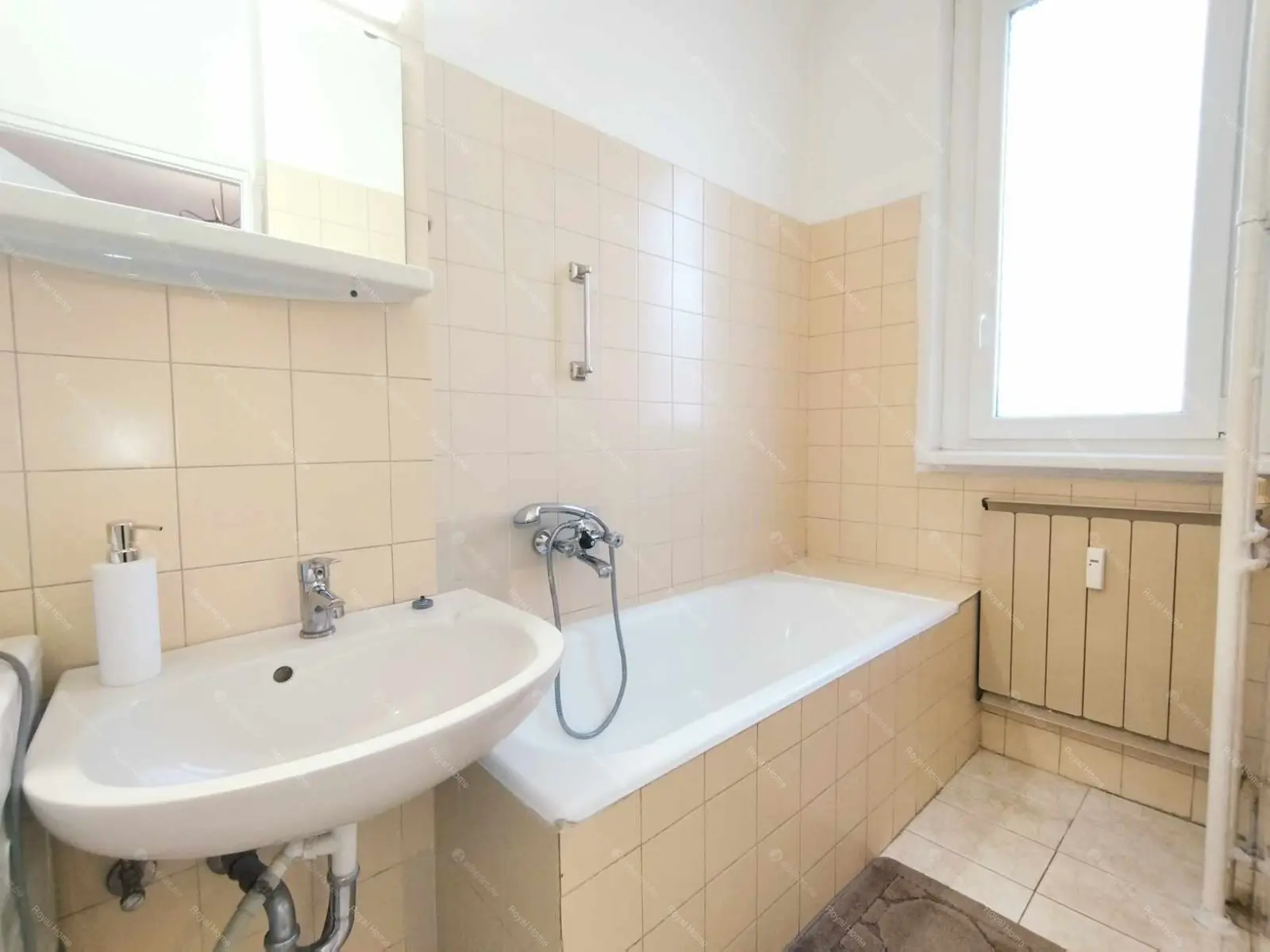 Kiadó albérlet 190000 Ft/hó áron: Budapest, XIV. kerület  Ungvár utca. Mérete: 56 nm, 2 szobás | Alberlet.hu - 6678635