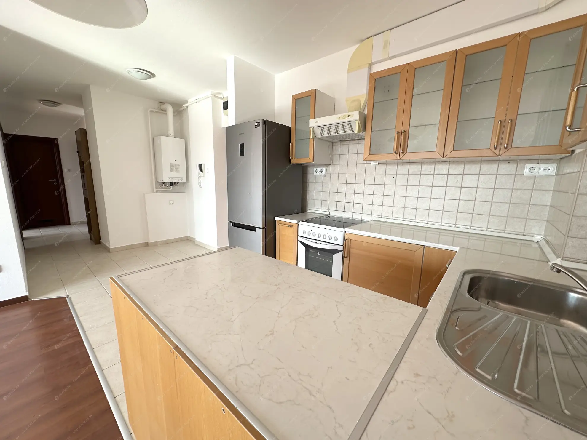 Kiadó albérlet 270000 Ft/hó áron: Budapest, XIV. kerület  Vezér utca. Mérete: 71 nm, 1 szobás | Alberlet.hu - 6557506