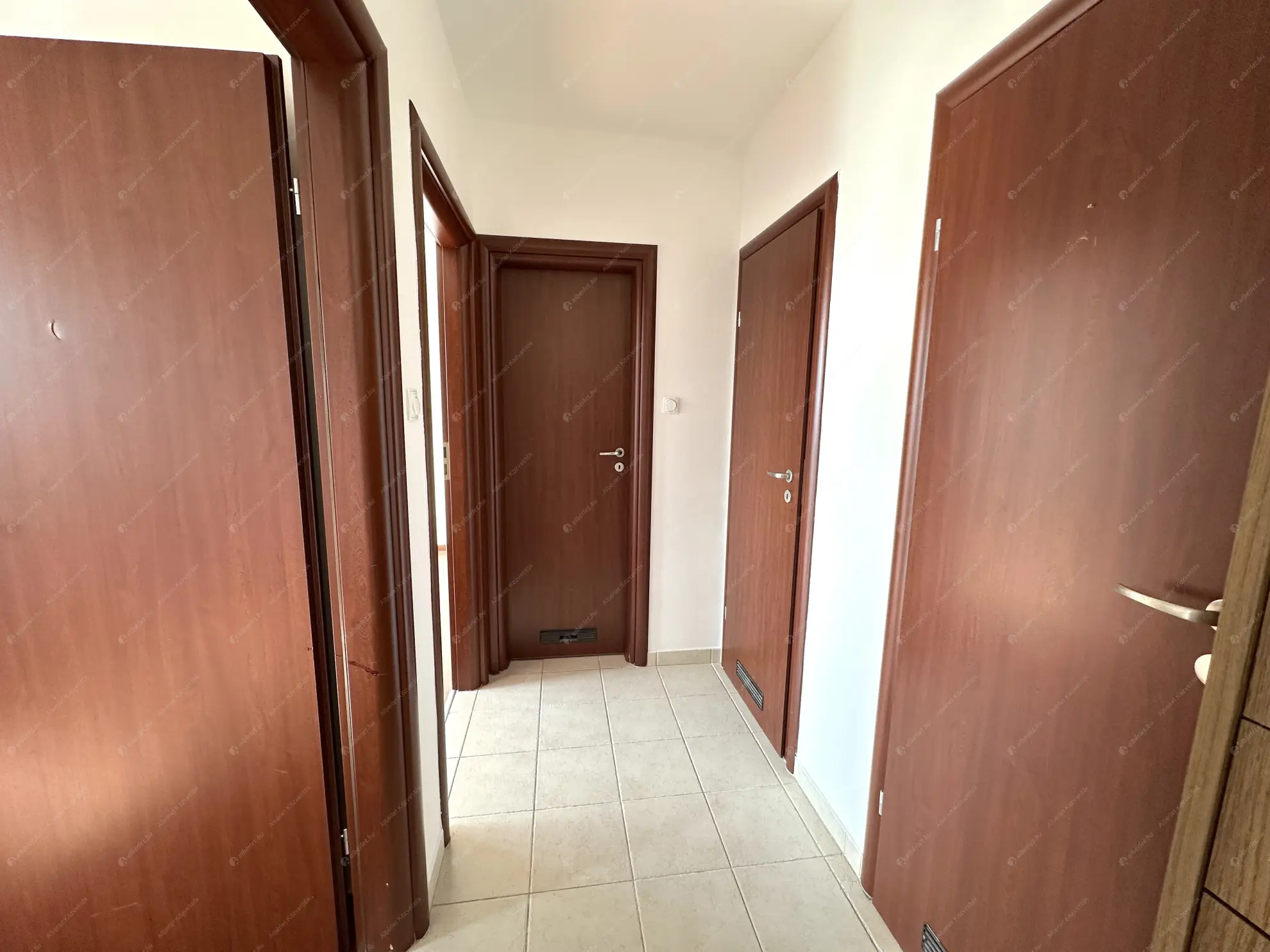 Kiadó albérlet 270000 Ft/hó áron: Budapest, XIV. kerület  Vezér utca. Mérete: 71 nm, 1 szobás | Alberlet.hu - 6557511