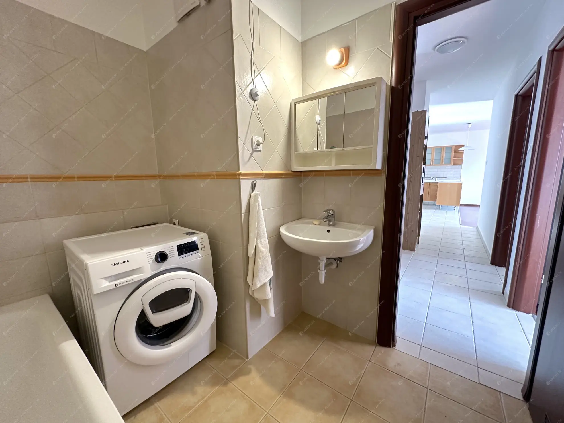 Kiadó albérlet 270000 Ft/hó áron: Budapest, XIV. kerület  Vezér utca. Mérete: 71 nm, 1 szobás | Alberlet.hu - 6557518