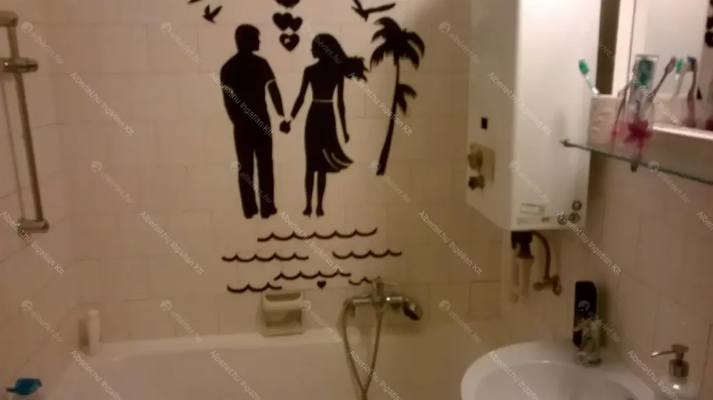 Kiadó albérlet 175000 Ft/hó áron: Budapest, XIV. kerület  Zászlós utca. Mérete: 31 nm, 1 szobás | Alberlet.hu - 6640161