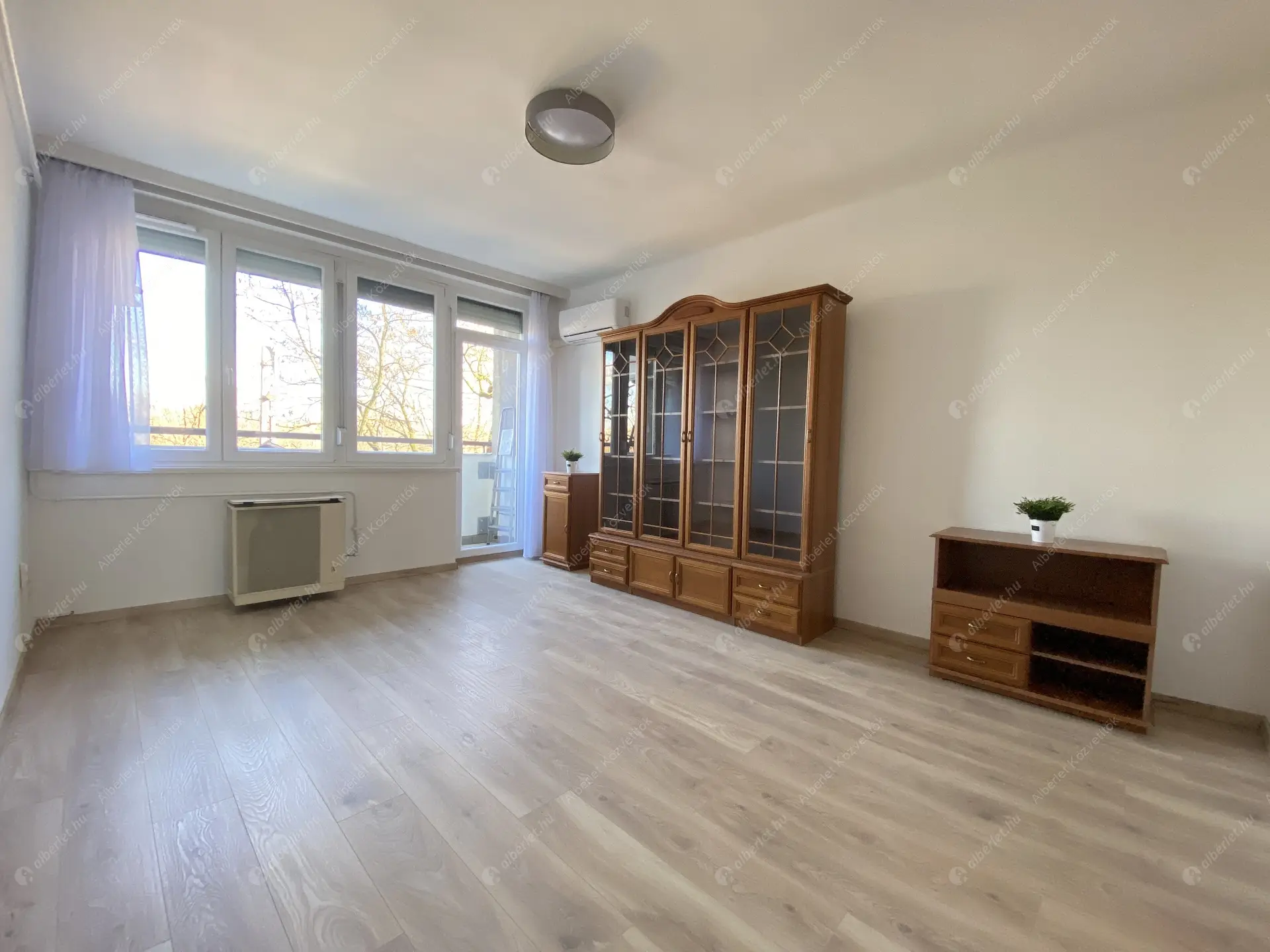 Kiadó albérlet 185000 Ft/hó áron: Budapest, XIV. kerület  Zászlós utca. Mérete: 50 nm, 2 szobás | Alberlet.hu - 5890094