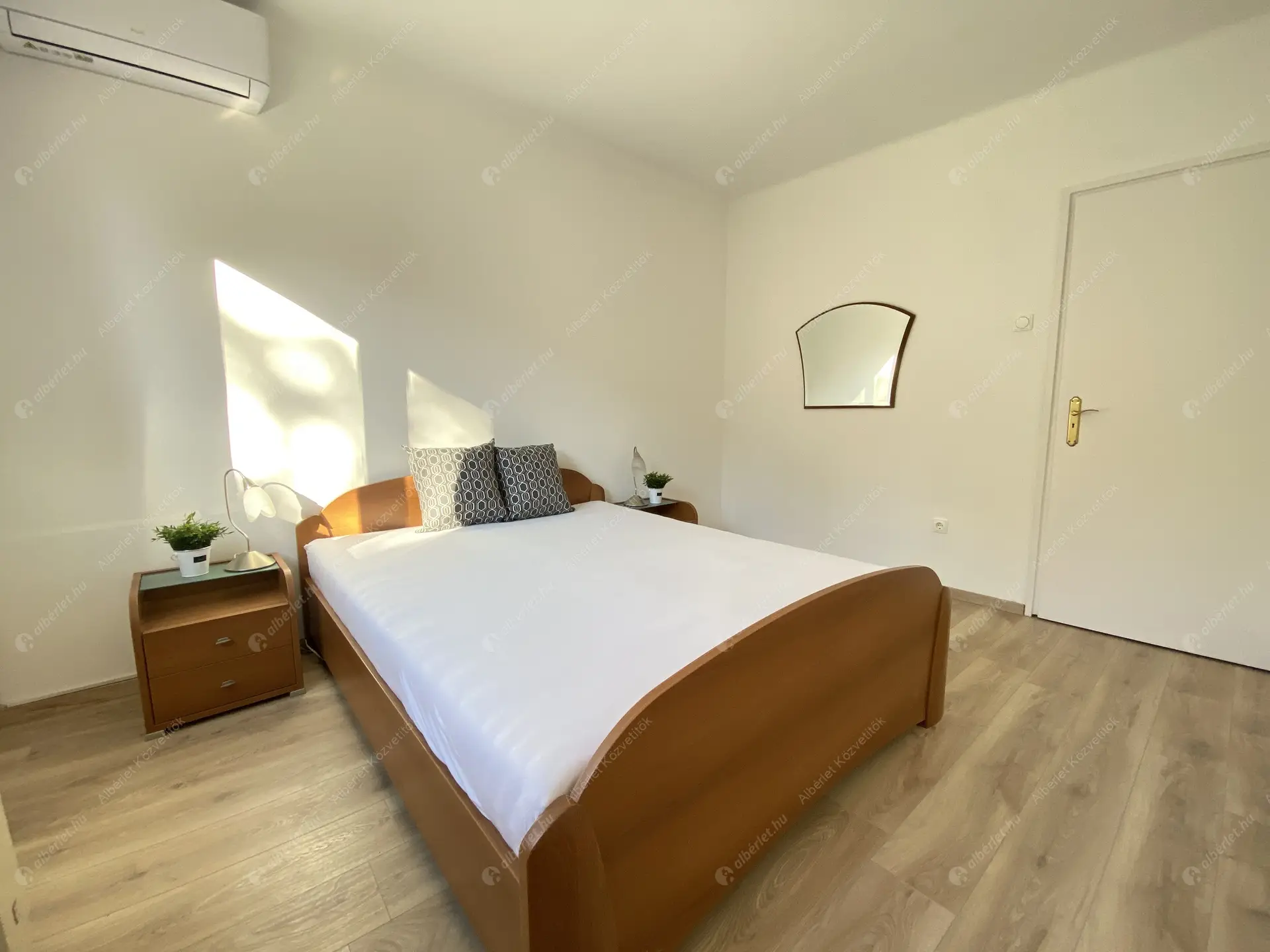 Kiadó albérlet 185000 Ft/hó áron: Budapest, XIV. kerület  Zászlós utca. Mérete: 50 nm, 2 szobás | Alberlet.hu - 5890095