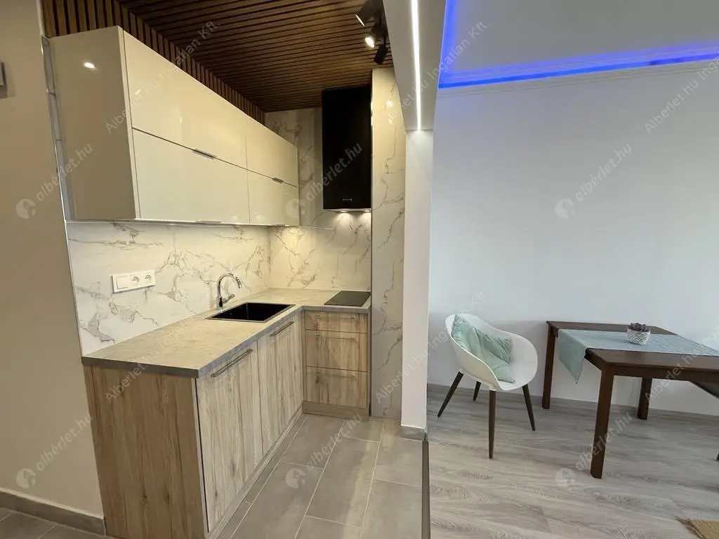 Kiadó albérlet 230000 Ft/hó áron: Budapest, XIX. kerület  Corvin körút. Mérete: 32 nm, 1 szobás | Alberlet.hu - 6574963