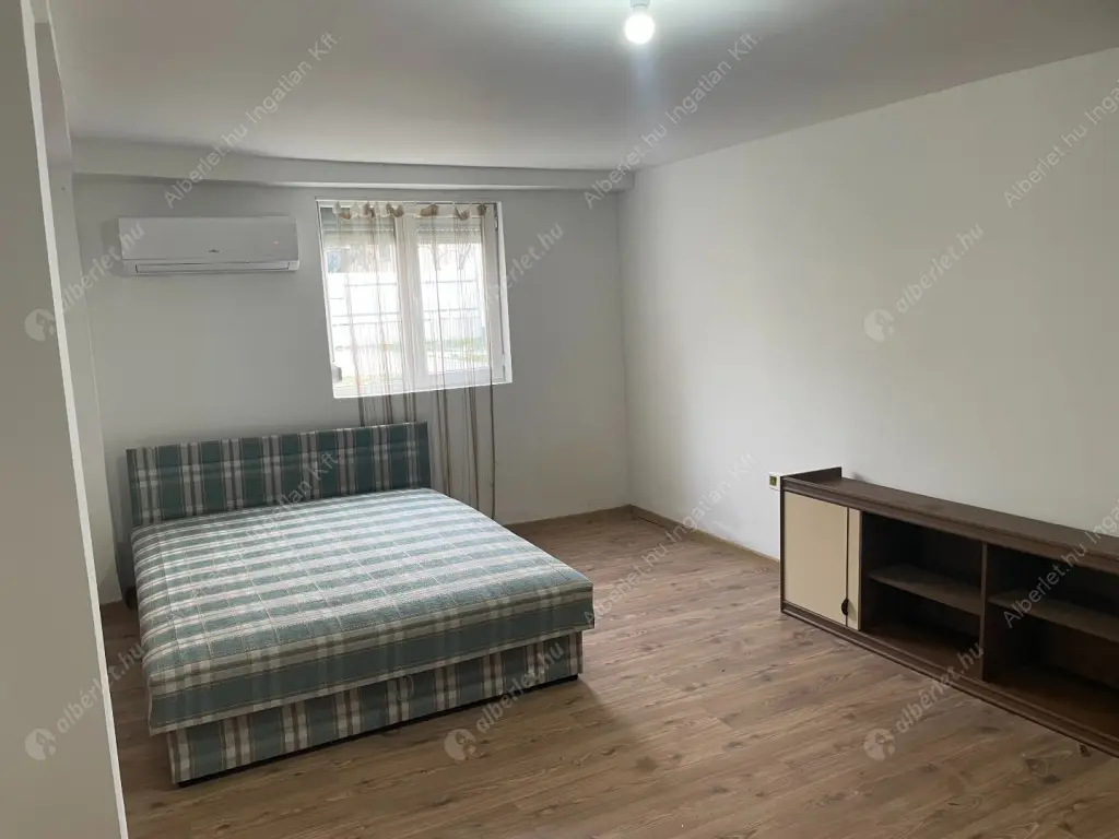 Kiadó albérlet 200000 Ft/hó áron: Budapest, XIX. kerület  Derkovits Gyula utca. Mérete: 48 nm, 1 szobás | Alberlet.hu - 6624104