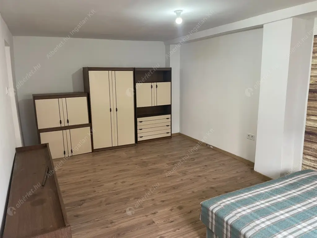 Kiadó albérlet 200000 Ft/hó áron: Budapest, XIX. kerület  Derkovits Gyula utca. Mérete: 48 nm, 1 szobás | Alberlet.hu - 6624105