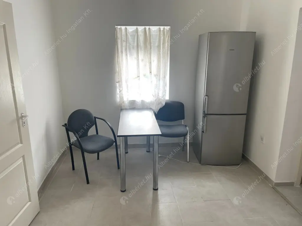 Kiadó albérlet 210000 Ft/hó áron: Budapest, XIX. kerület  Gárdonyi Géza utca. Mérete: 48 nm, 1 szobás | Alberlet.hu - 6517345