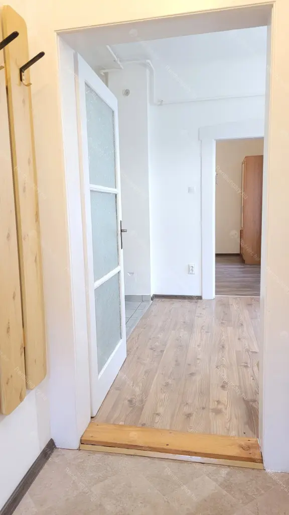 Kiadó albérlet 180000 Ft/hó áron: Budapest, XIX. kerület  Határ út. Mérete: 44 nm, 1 szobás | Alberlet.hu - 6659919