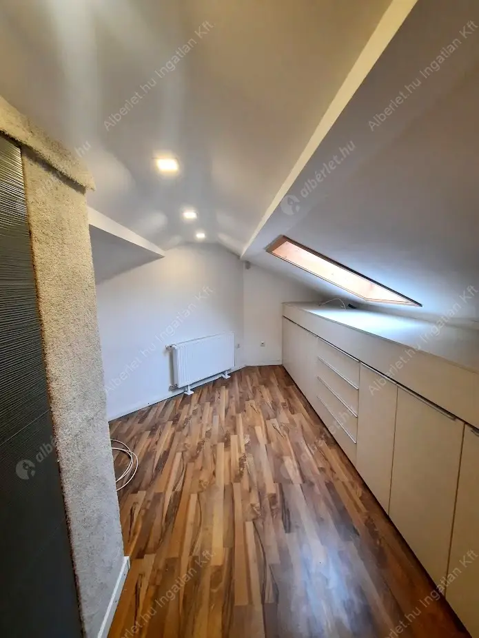 Kiadó albérlet 250000 Ft/hó áron: Budapest, XIX. kerület  Jókai utca. Mérete: 48 nm, 3 szobás | Alberlet.hu - 6637683