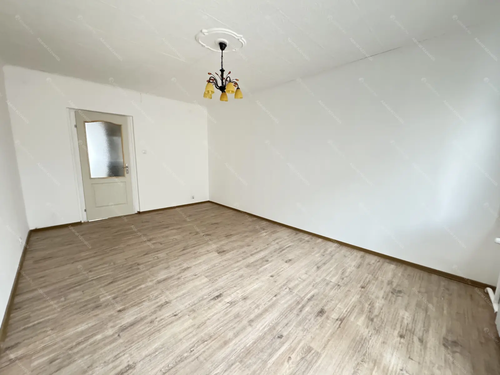 Kiadó albérlet 200000 Ft/hó áron: Budapest, XIX. kerület  Kazinczy utca. Mérete: 53 nm, 2 szobás | Alberlet.hu - 6651099