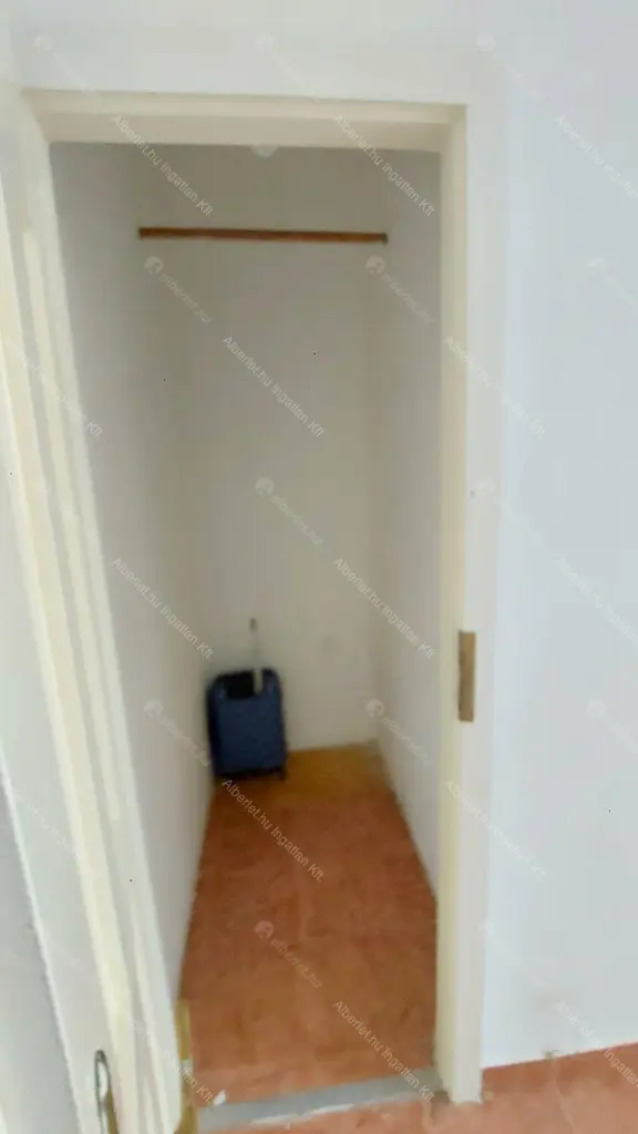 Kiadó albérlet 212000 Ft/hó áron: Budapest, XIX. kerület  Kós Károly tér. Mérete: 54 nm, 2 szobás | Alberlet.hu - 6660210