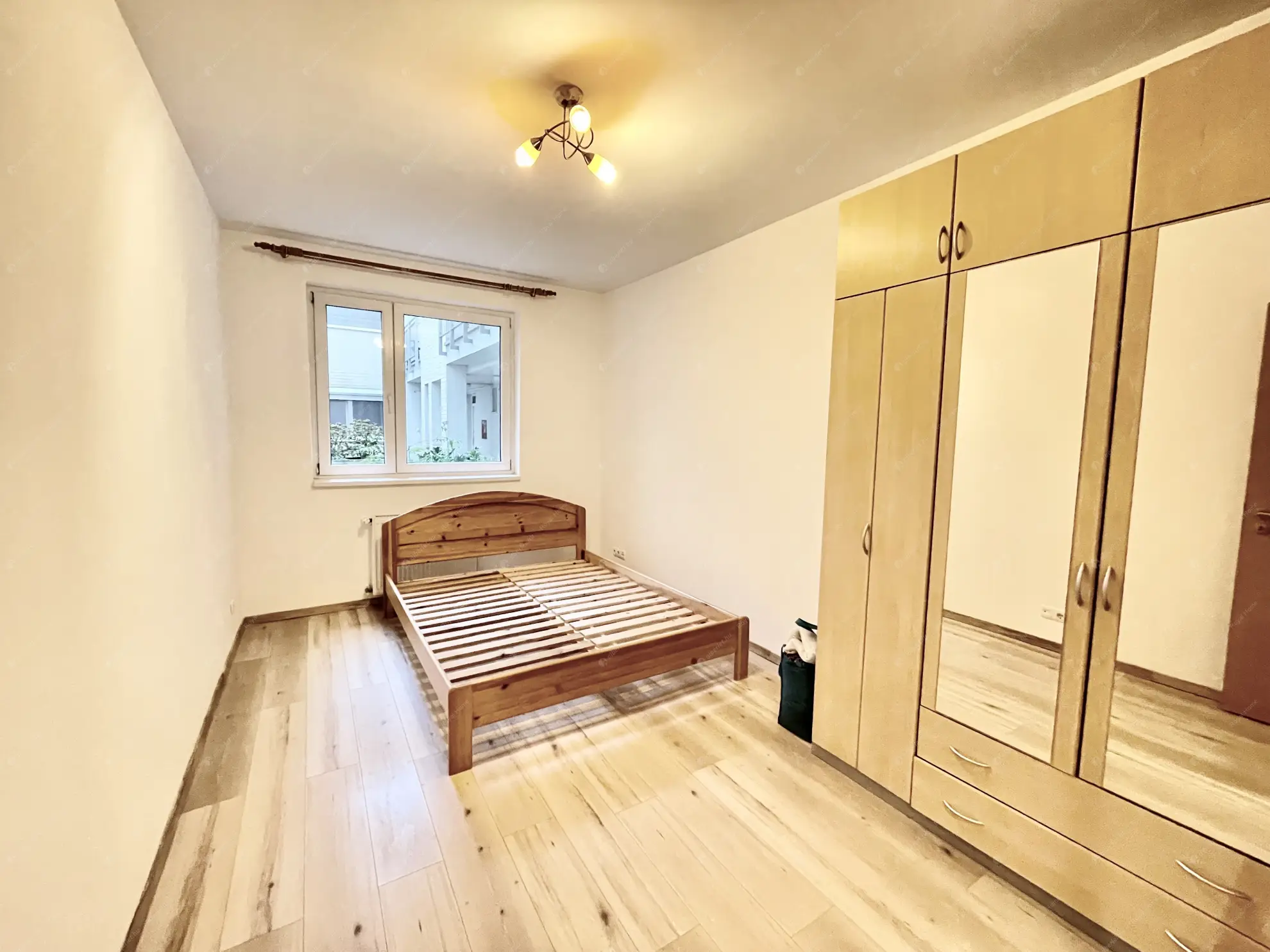 Kiadó albérlet 240000 Ft/hó áron: Budapest, XIX. kerület  Kossuth Lajos utca. Mérete: 54 nm, 2 szobás | Alberlet.hu - 6585600