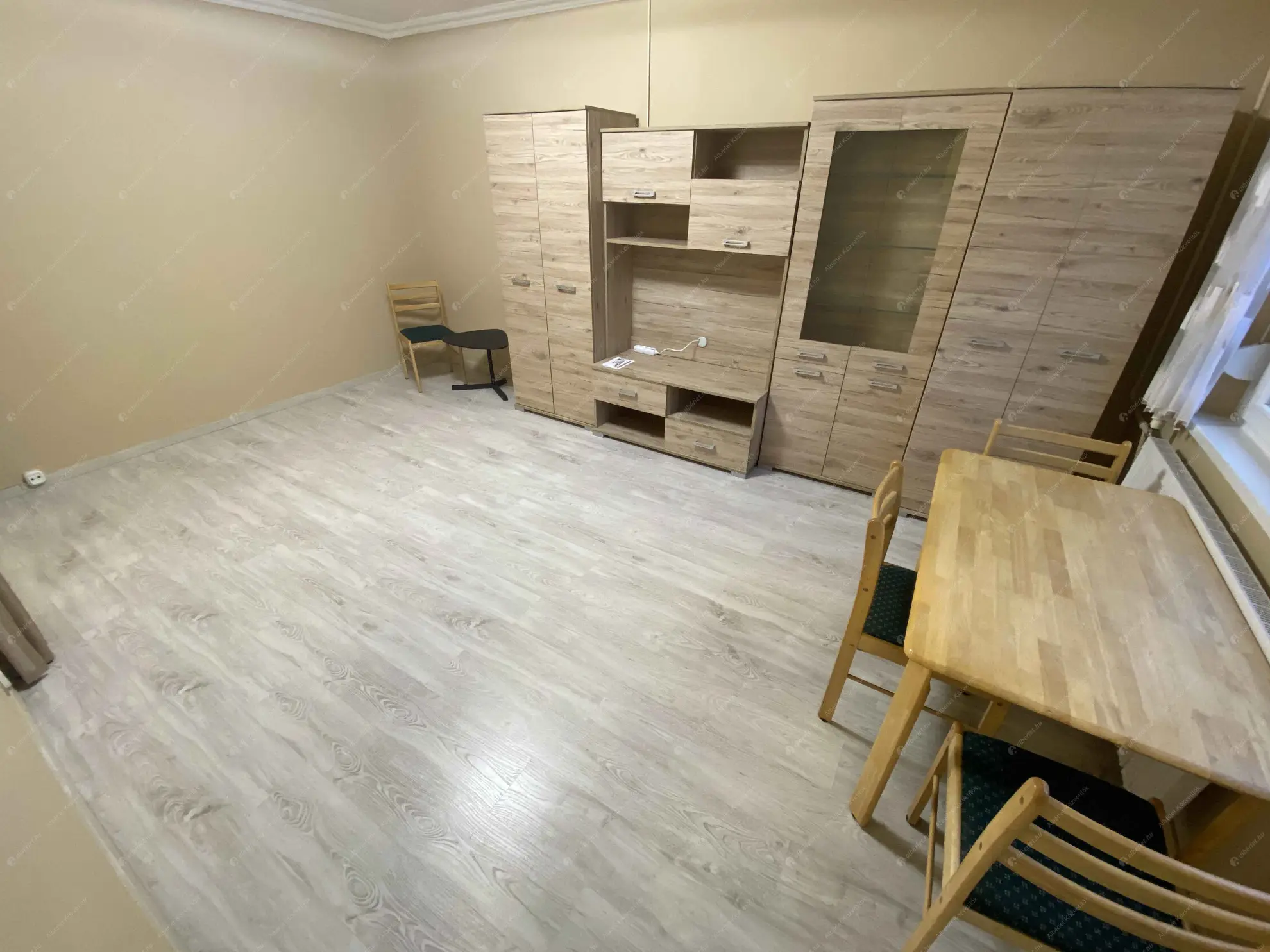 Kiadó albérlet 155000 Ft/hó áron: Budapest, XIX. kerület  Nagysándor József utca. Mérete: 27 nm, 1 szobás | Alberlet.hu - 6586775