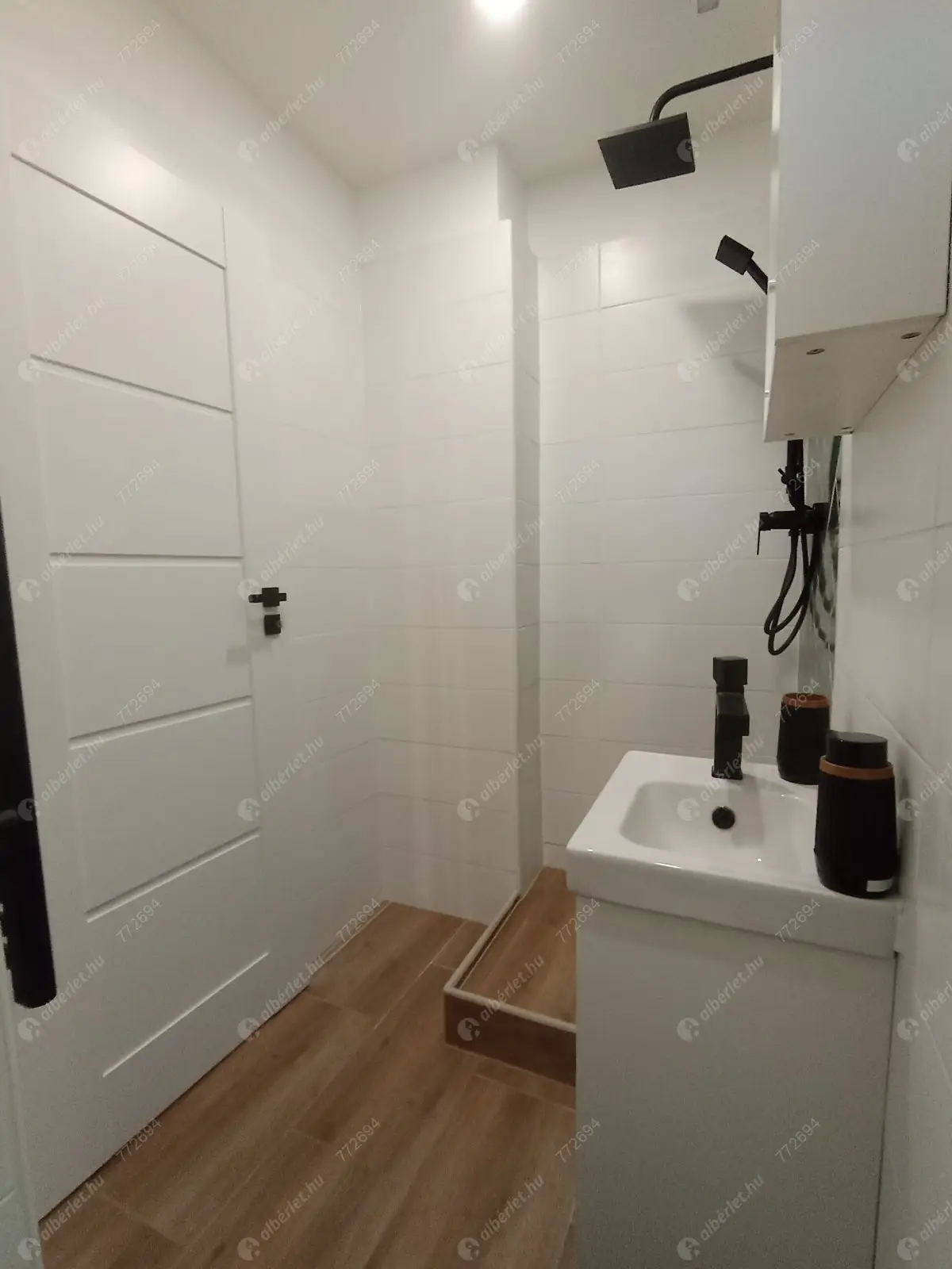 Kiadó albérlet 200000 Ft/hó áron: Budapest, XIX. kerület  Pannónia út. Mérete: 32 nm, 1 szobás | Alberlet.hu - 6617324