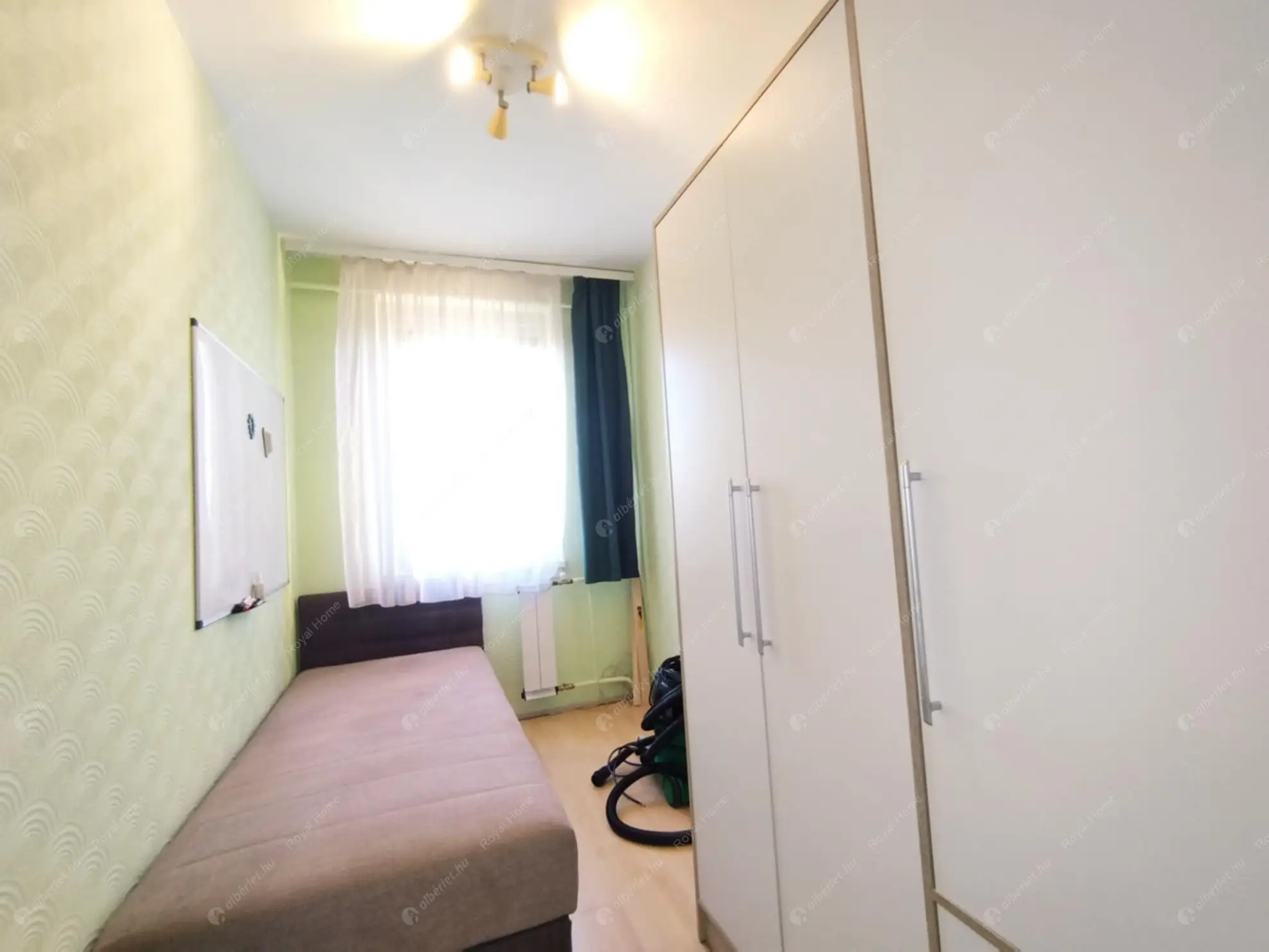 Kiadó albérlet 215000 Ft/hó áron: Budapest, XIX. kerület  Szigligeti utca. Mérete: 56 nm, 3 szobás | Alberlet.hu - 6575414