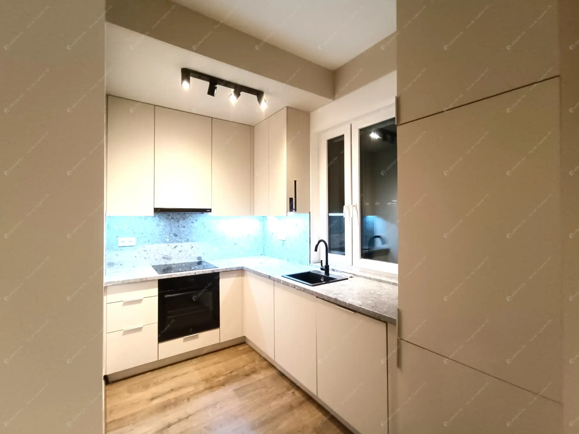 Kiadó albérlet 350000 Ft/hó áron: Budapest, XIX. kerület  Zrínyi utca. Mérete: 50 nm, 3 szobás | Alberlet.hu - 6604461