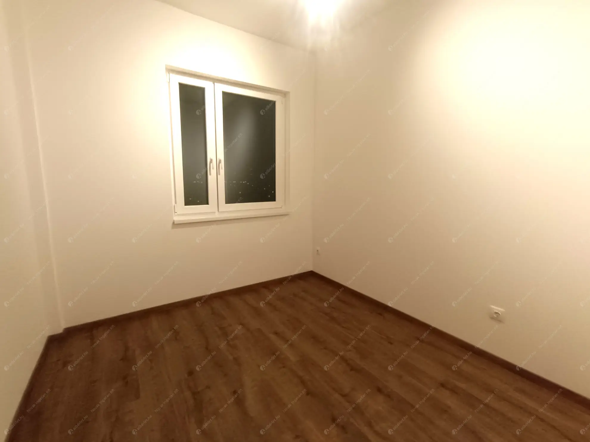 Kiadó albérlet 350000 Ft/hó áron: Budapest, XIX. kerület  Zrínyi utca. Mérete: 50 nm, 3 szobás | Alberlet.hu - 6604462