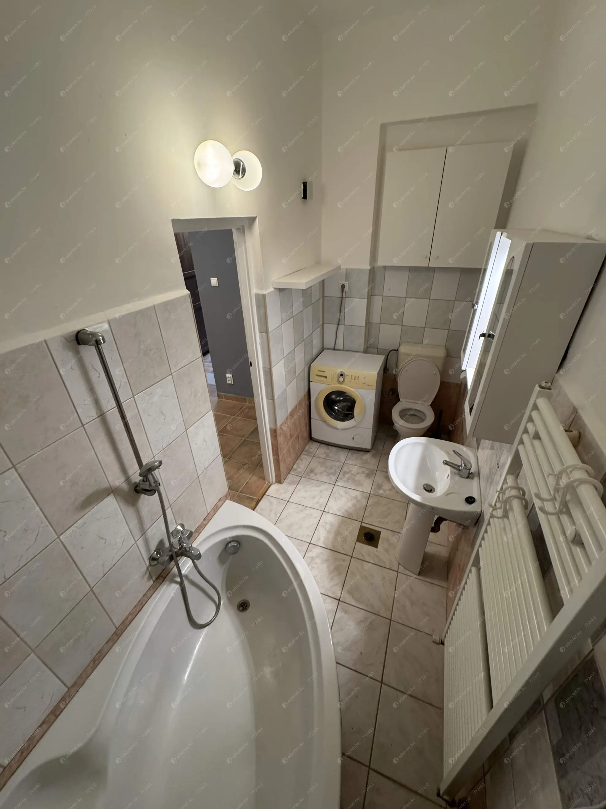 Kiadó albérlet 280000 Ft/hó áron: Budapest, XV. kerület  Bánk utca. Mérete: 50 nm, 1 szobás | Alberlet.hu - 6610684