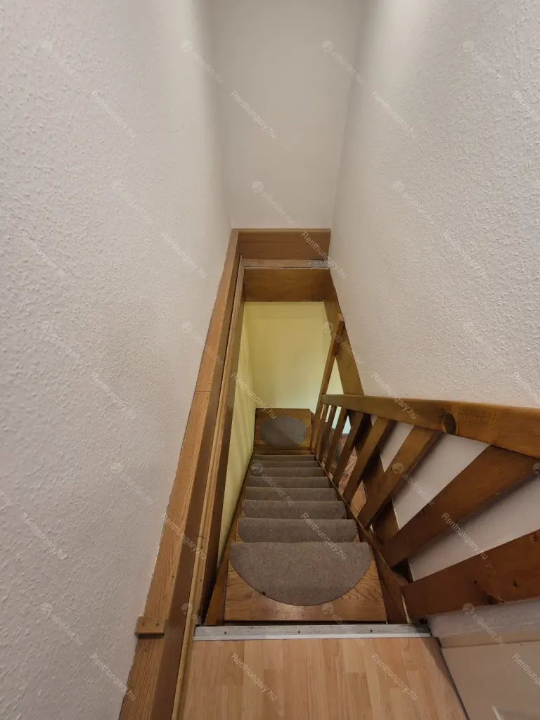 Kiadó albérlet 280000 Ft/hó áron: Budapest, XV. kerület  Bánk utca. Mérete: 74 nm, 3 szobás | Alberlet.hu - 6675981