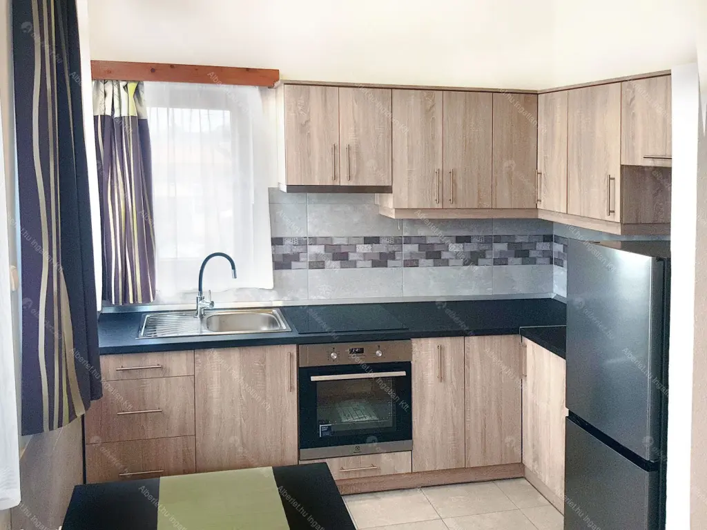 Kiadó albérlet 280000 Ft/hó áron: Budapest, XV. kerület  Beller Imre utca. Mérete: 74 nm, 1 szobás | Alberlet.hu - 6648252