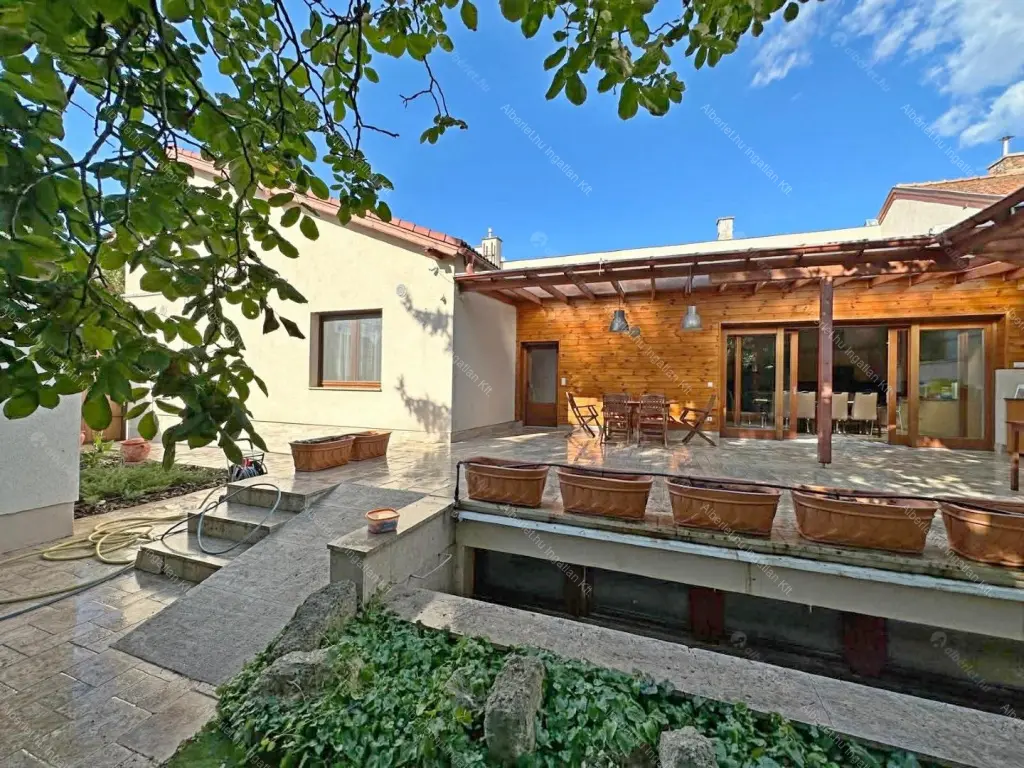 Kiadó albérlet 500000 Ft/hó áron: Budapest, XV. kerület  Csajág utca. Mérete: 130 nm, 4 szobás | Alberlet.hu - 6665973