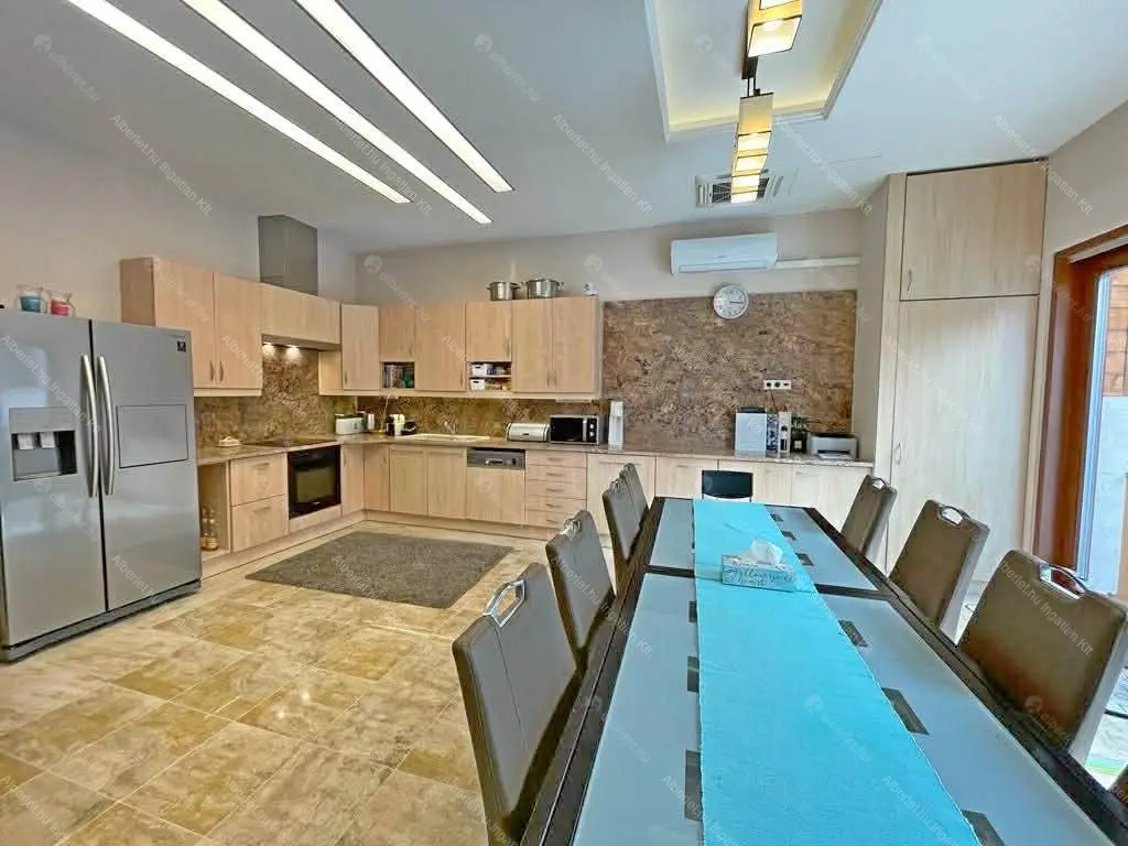 Kiadó albérlet 500000 Ft/hó áron: Budapest, XV. kerület  Csajág utca. Mérete: 130 nm, 4 szobás | Alberlet.hu - 6665976