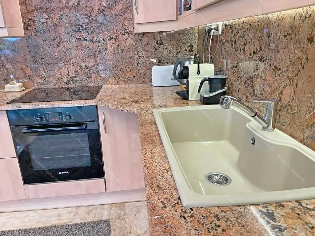 Kiadó albérlet 500000 Ft/hó áron: Budapest, XV. kerület  Csajág utca. Mérete: 130 nm, 4 szobás | Alberlet.hu - 6665979