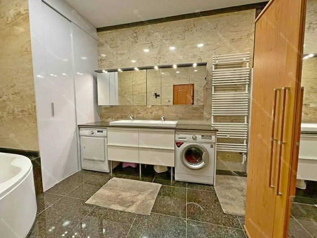 Kiadó albérlet 500000 Ft/hó áron: Budapest, XV. kerület  Csajág utca. Mérete: 130 nm, 4 szobás | Alberlet.hu - 6665984