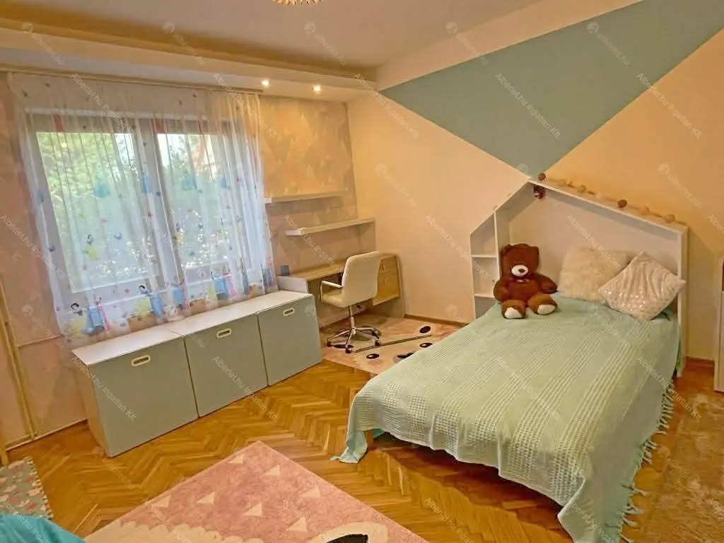 Kiadó albérlet 500000 Ft/hó áron: Budapest, XV. kerület  Csajág utca. Mérete: 130 nm, 4 szobás | Alberlet.hu - 6665988