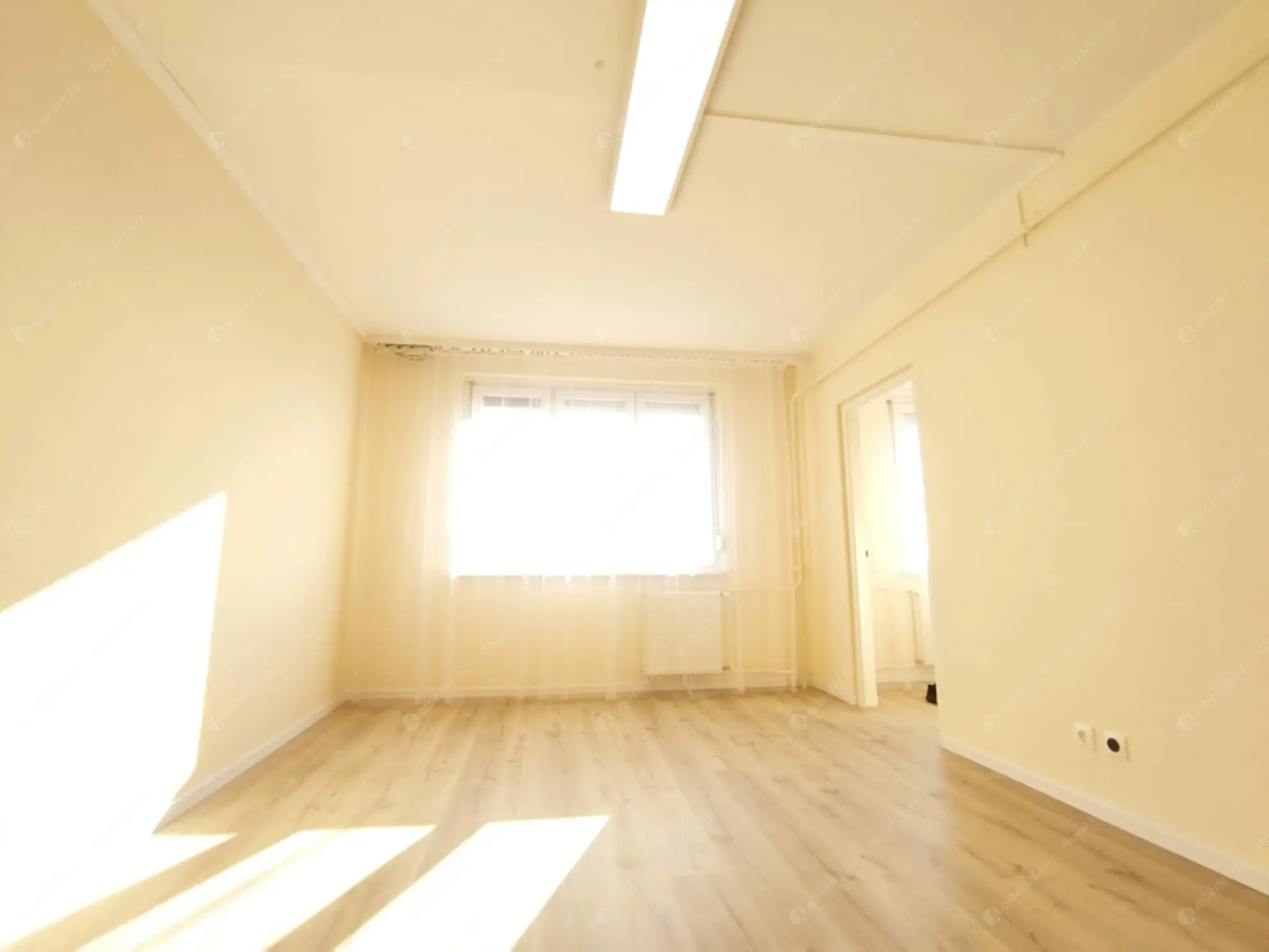 Kiadó albérlet 199000 Ft/hó áron: Budapest, XV. kerület  Drégelyvár utca. Mérete: 35 nm, 1 szobás | Alberlet.hu - 6574476