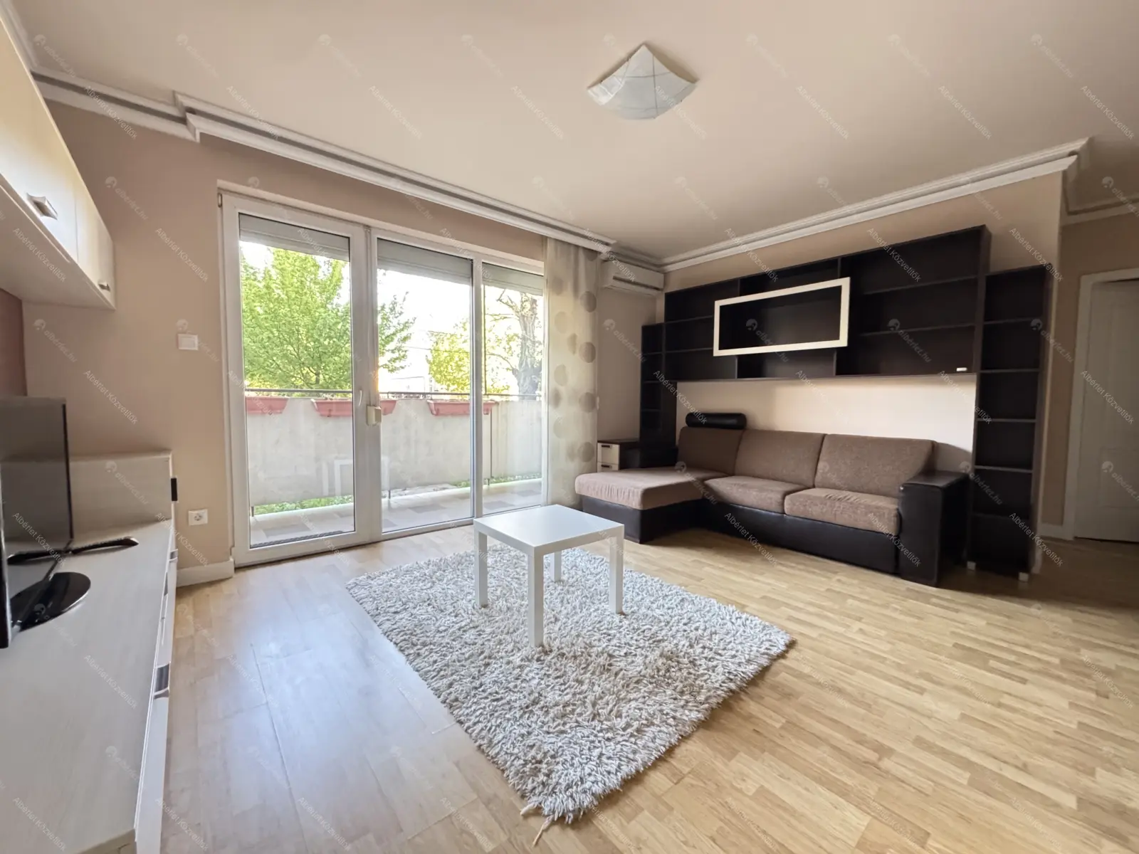 Kiadó albérlet 230000 Ft/hó áron: Budapest, XV. kerület  Eötvös utca. Mérete: 45 nm, 2 szobás | Alberlet.hu - 6703441