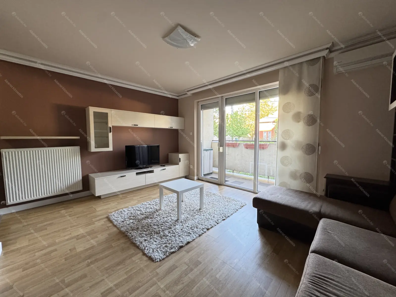 Kiadó albérlet 230000 Ft/hó áron: Budapest, XV. kerület  Eötvös utca. Mérete: 45 nm, 2 szobás | Alberlet.hu - 6703442