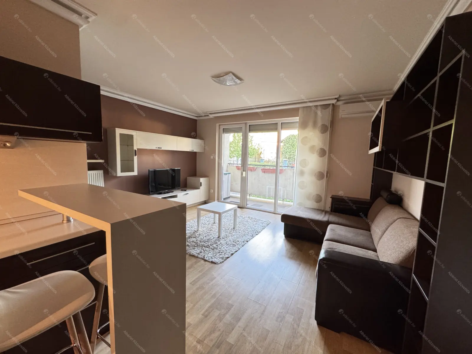 Kiadó albérlet 230000 Ft/hó áron: Budapest, XV. kerület  Eötvös utca. Mérete: 45 nm, 2 szobás | Alberlet.hu - 6703451