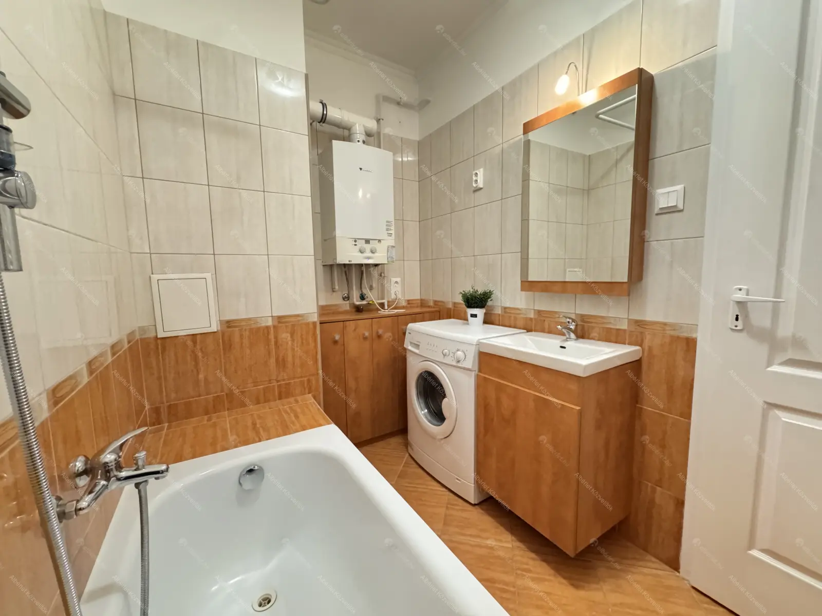 Kiadó albérlet 230000 Ft/hó áron: Budapest, XV. kerület  Eötvös utca. Mérete: 45 nm, 2 szobás | Alberlet.hu - 6703456