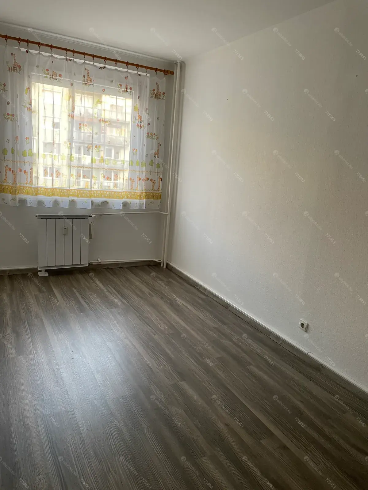 Kiadó albérlet 250000 Ft/hó áron: Budapest, XV. kerület  Erdőkerülő utca. Mérete: 56 nm, 1 szobás | Alberlet.hu - 6677069