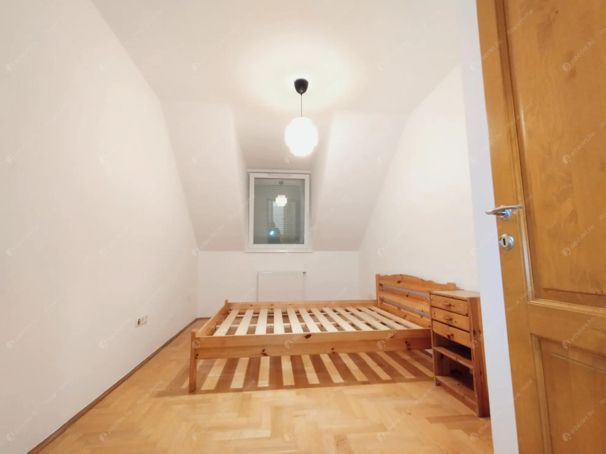 Kiadó albérlet 239000 Ft/hó áron: Budapest, XV. kerület  Fő út. Mérete: 55 nm, 2 szobás | Alberlet.hu - 6575611