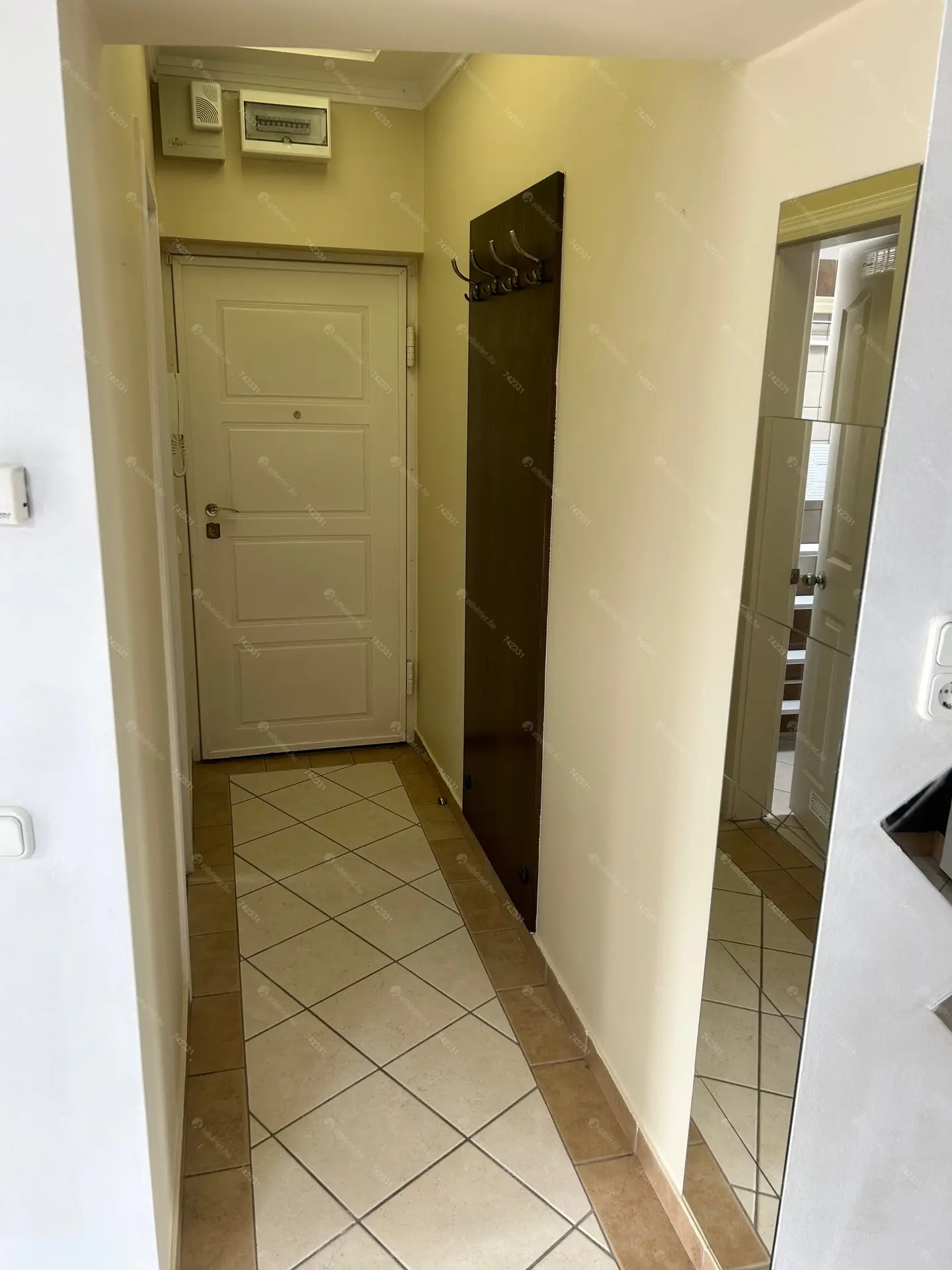 Kiadó albérlet 190000 Ft/hó áron: Budapest, XV. kerület  Kinizsi utca. Mérete: 38 nm, 1 szobás | Alberlet.hu - 6198300